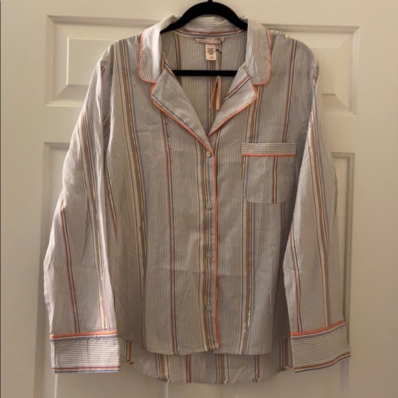Victoria's Secret Other - NWT VICTORIA’S SECRET button down night shirt /top
